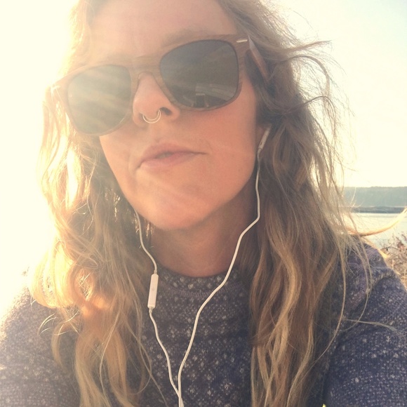 Meet your Posher, Katherine - Picture 2 of 3